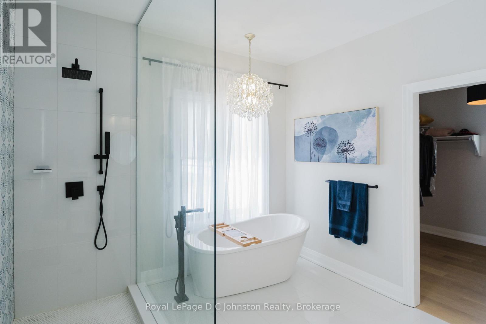 167 Alexandria Street, Georgian Bluffs, Ontario  N4K 0G2 - Photo 21 - X12870934