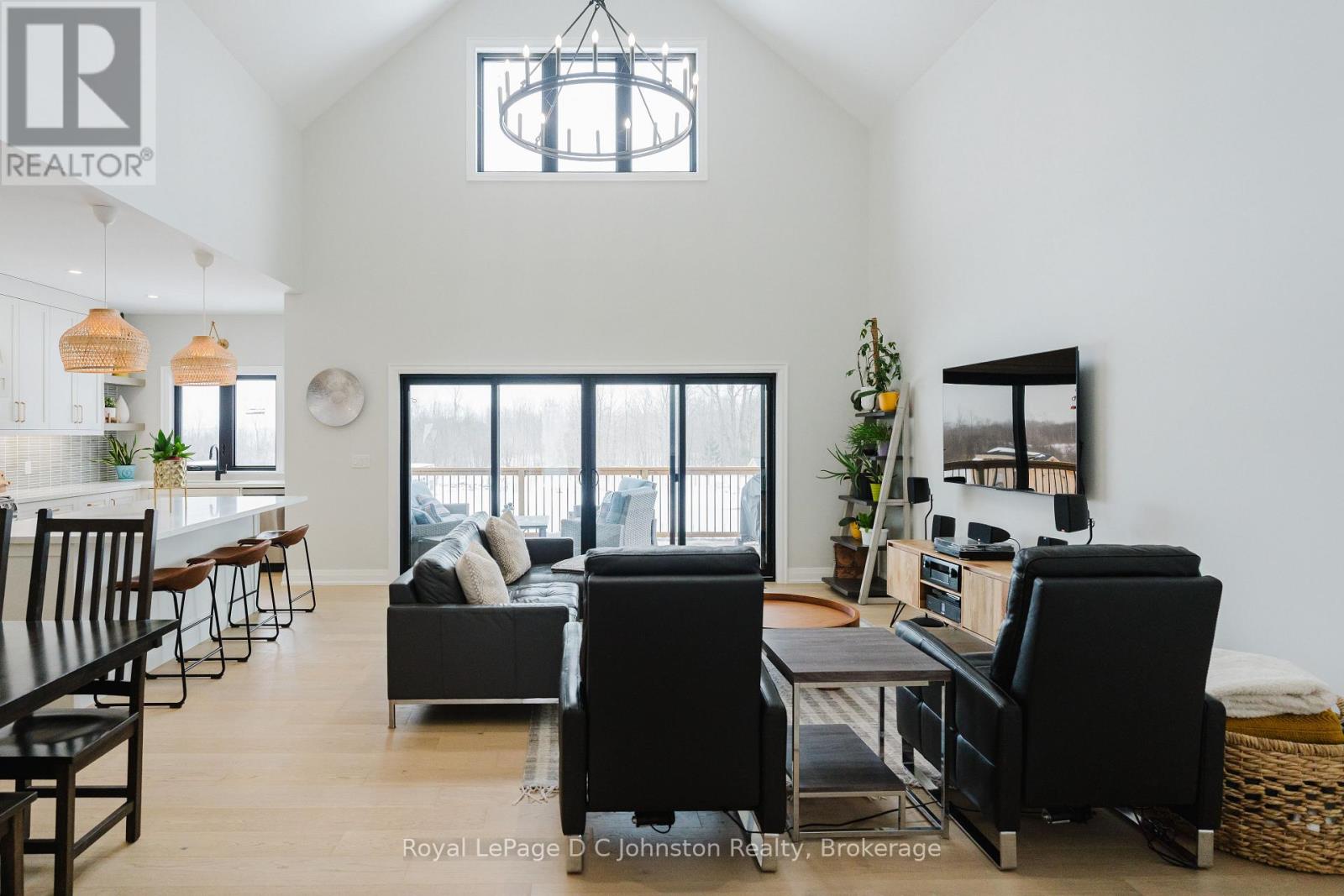 167 Alexandria Street, Georgian Bluffs, Ontario  N4K 0G2 - Photo 8 - X12870934