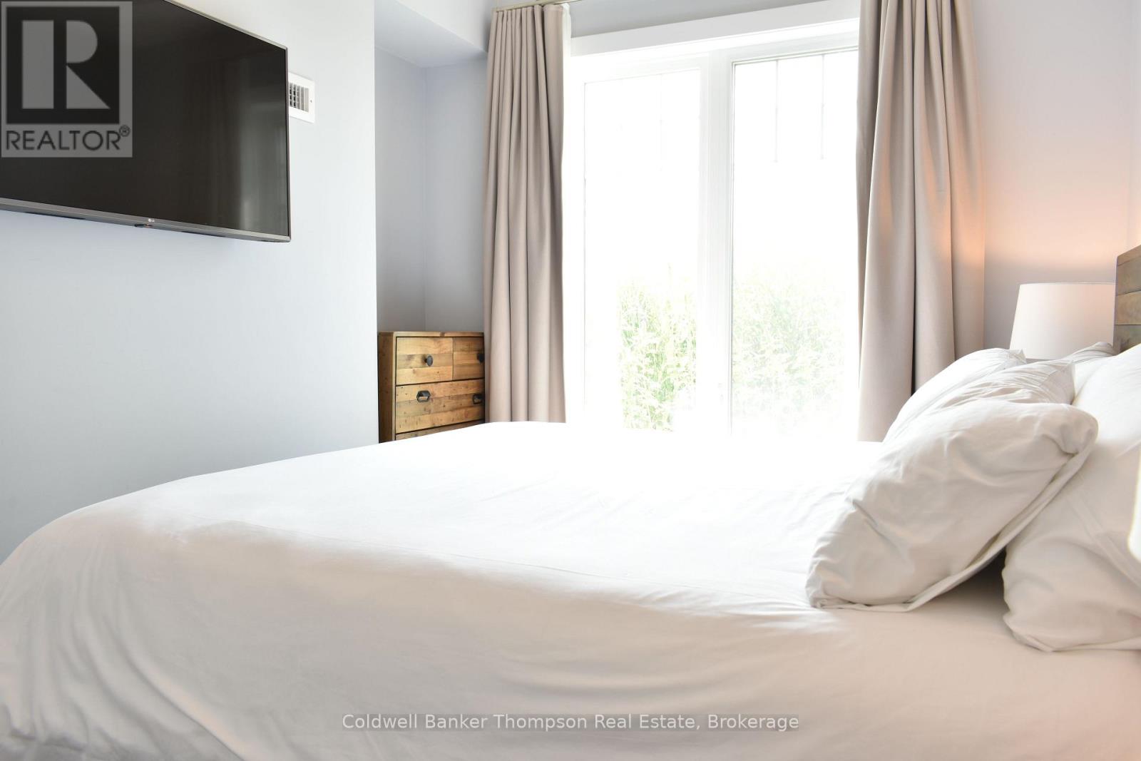 021 - 25 Pen Lake Point Road, Huntsville, Ontario  P1H 1A9 - Photo 14 - X12870988