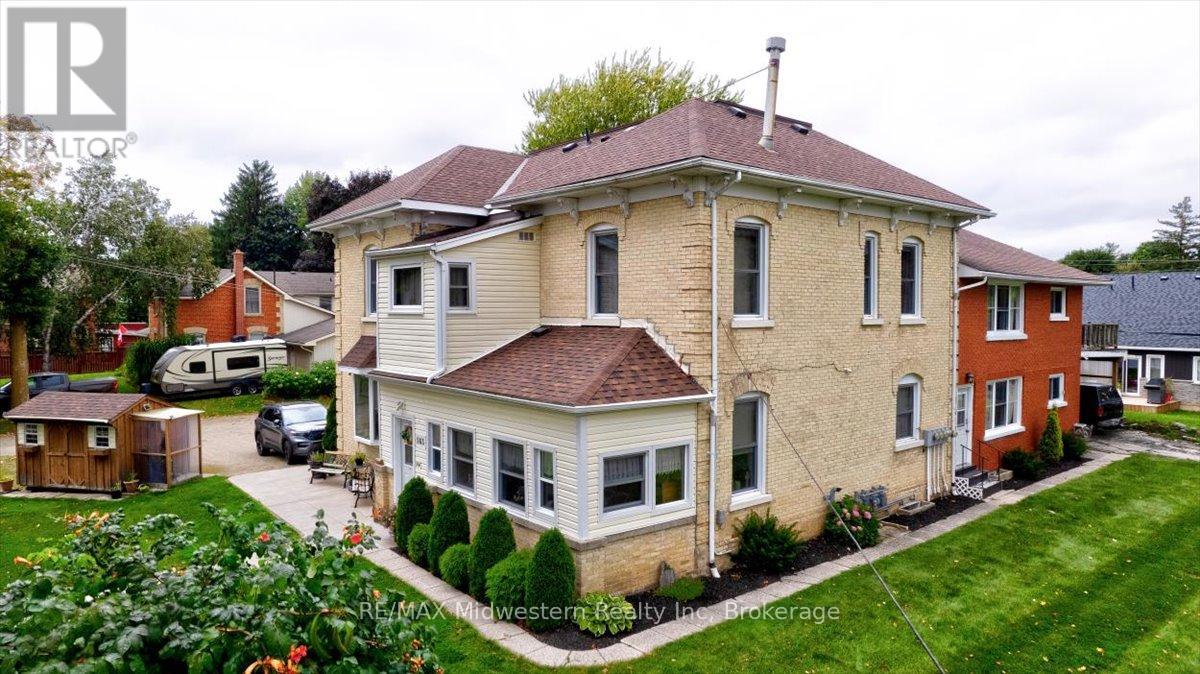 163 John Street S, Minto, Ontario  N0G 1Z0 - Photo 2 - X12871084