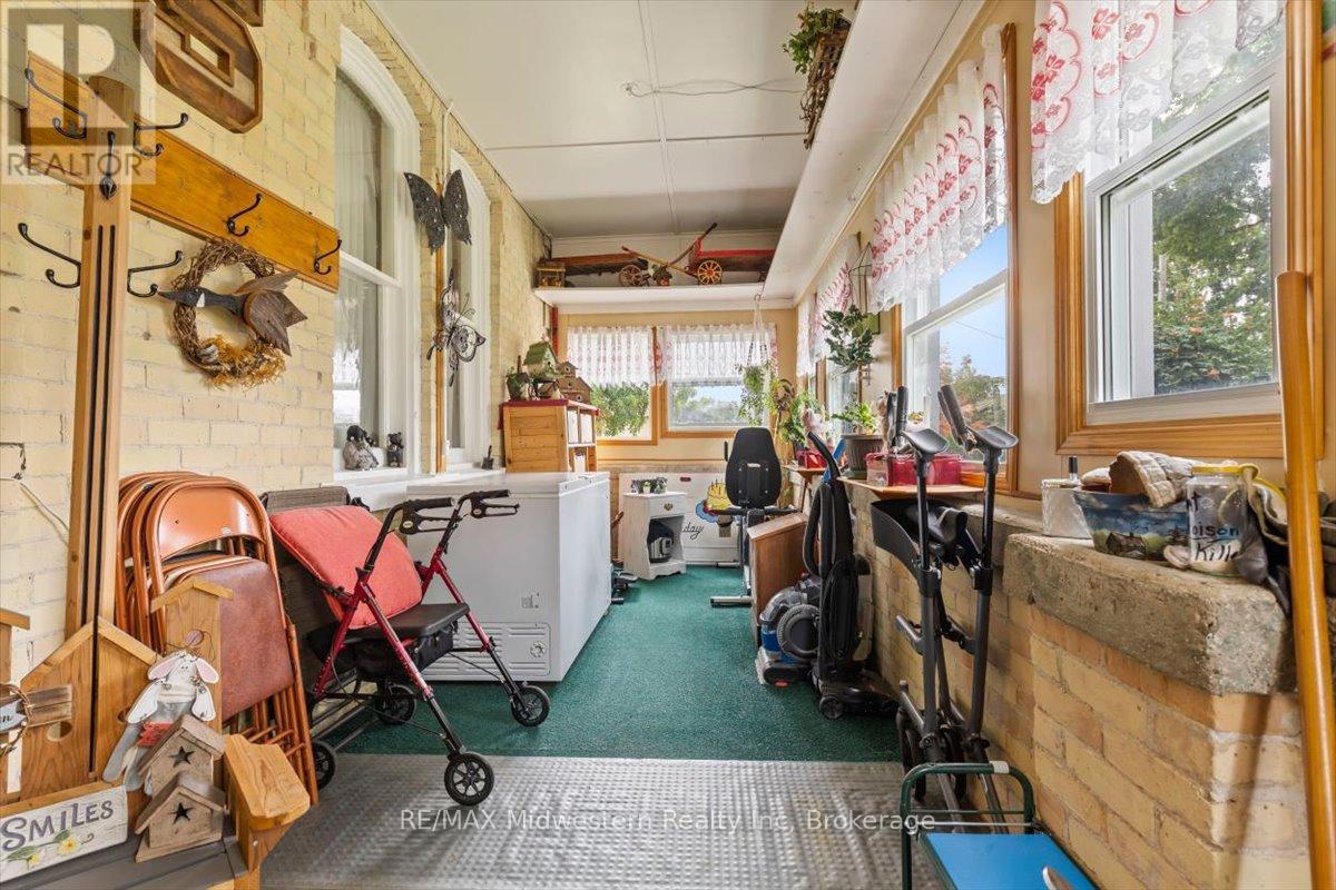 163 John Street S, Minto, Ontario  N0G 1Z0 - Photo 7 - X12871084