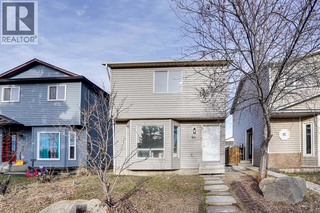 94 Martindale Boulevard Ne, Calgary, Alberta  T3J 2X5 - Photo 3 - A2281603