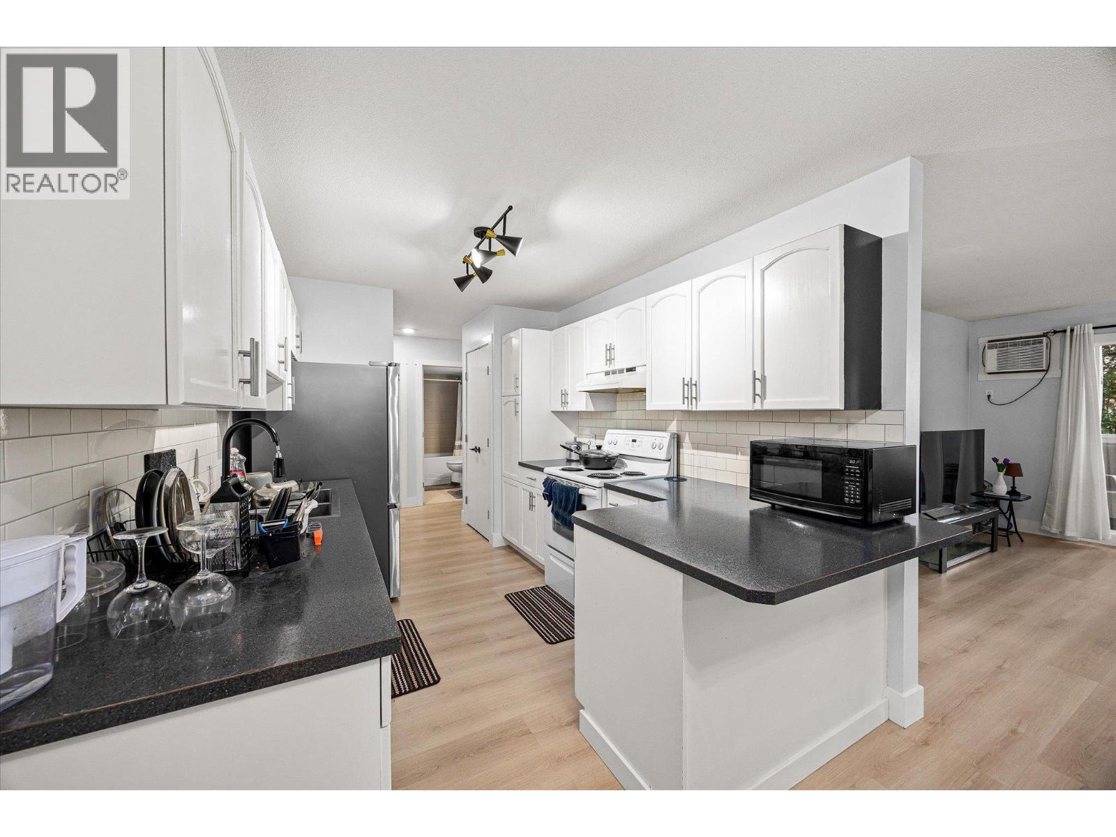 3160 Casorso Road Unit# 112 Lot# 183, Kelowna, British Columbia  V1W 3L7 - Photo 3 - 10375305