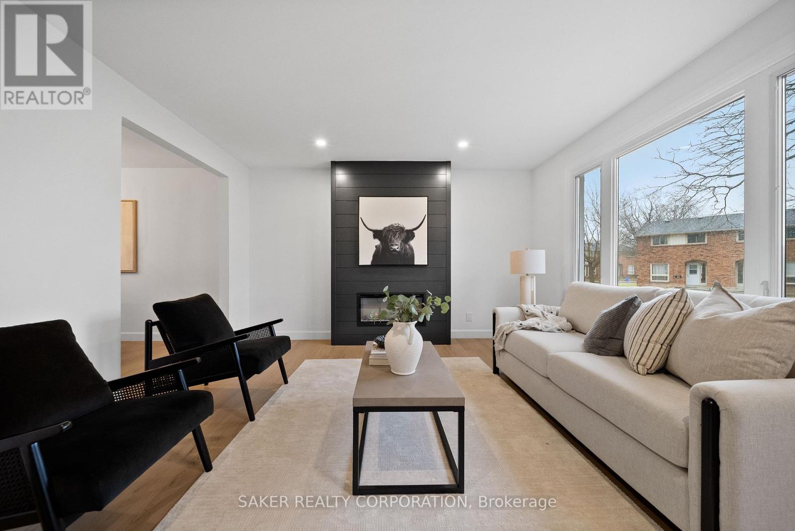 206 Admiral Drive, London East, Ontario  N5V 1H8 - Photo 4 - X12871048