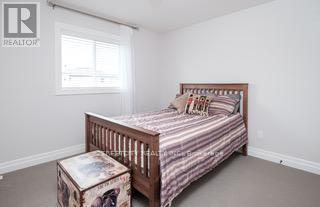 2091 Wateroak Drive, London North, Ontario  N6G 5B4 - Photo 16 - X12871058