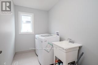 2091 Wateroak Drive, London North, Ontario  N6G 5B4 - Photo 18 - X12871058