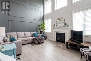 2091 Wateroak Drive, London North, Ontario  N6G 5B4 - Photo 7 - X12871058