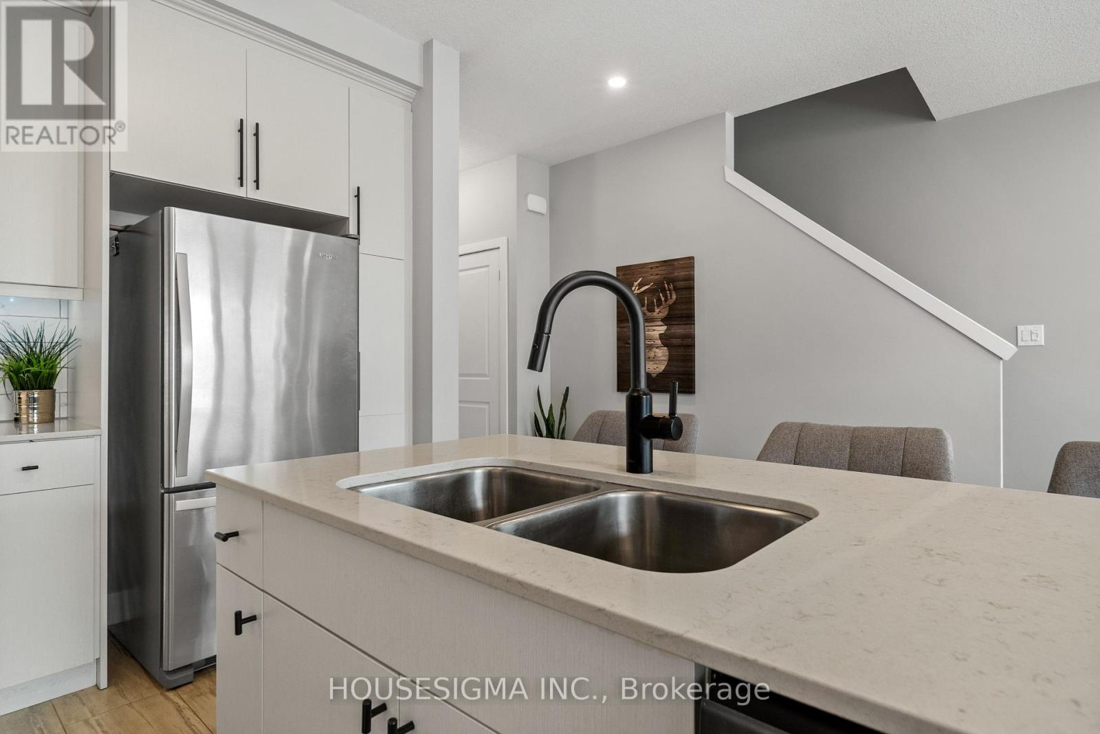 66 - 2070 Meadowgate Boulevard, London South, Ontario  N6M 0H5 - Photo 10 - X12871160