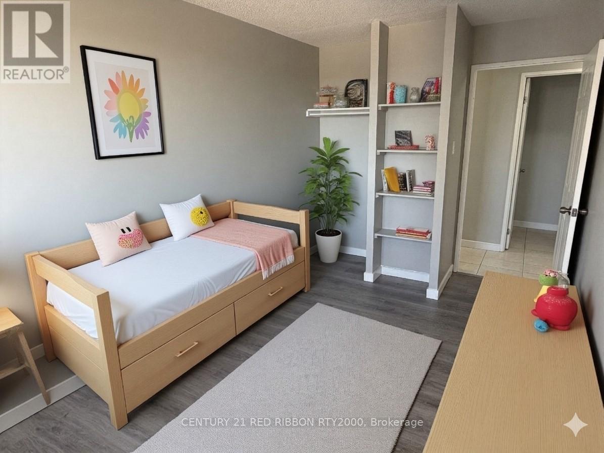 Photo 15 of 23 for 1001 - 333 Commissioners Road W