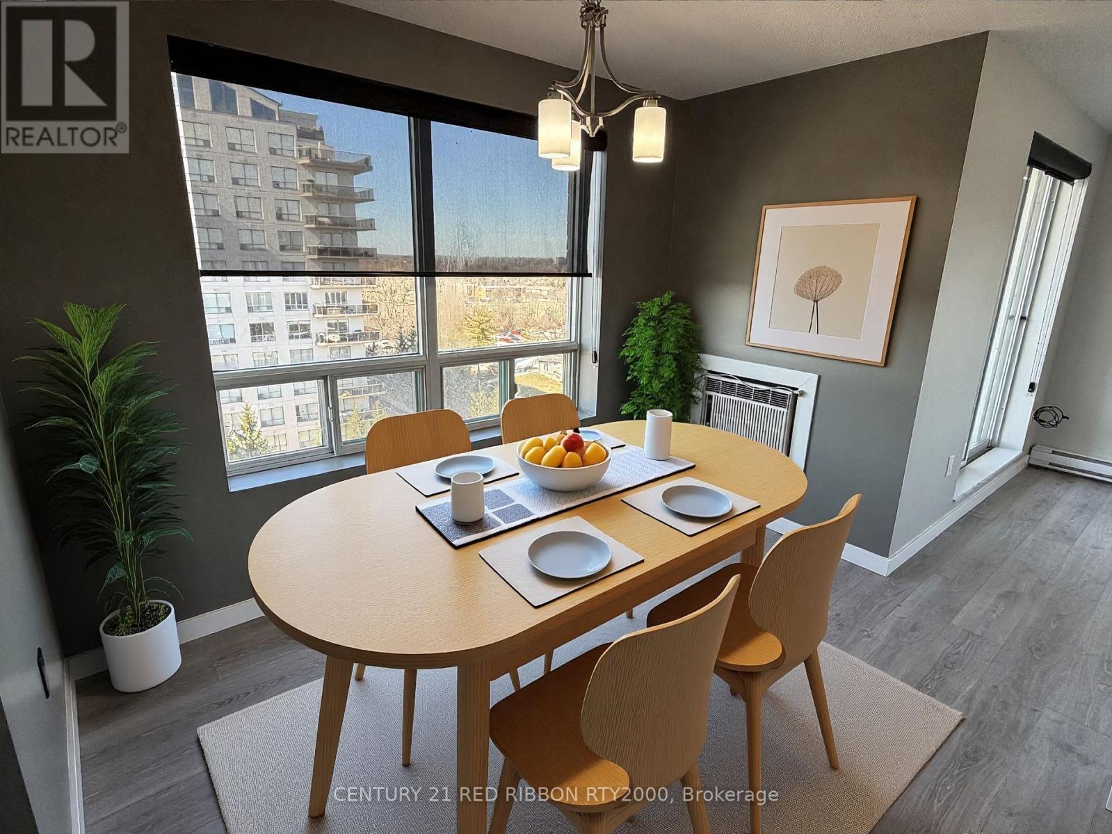 Photo 9 of 23 for 1001 - 333 Commissioners Road W