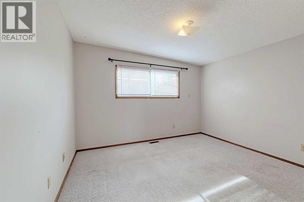 11108 Sacramento Drive Sw, Calgary, Alberta  T2W 0J2 - Photo 17 - A2291153