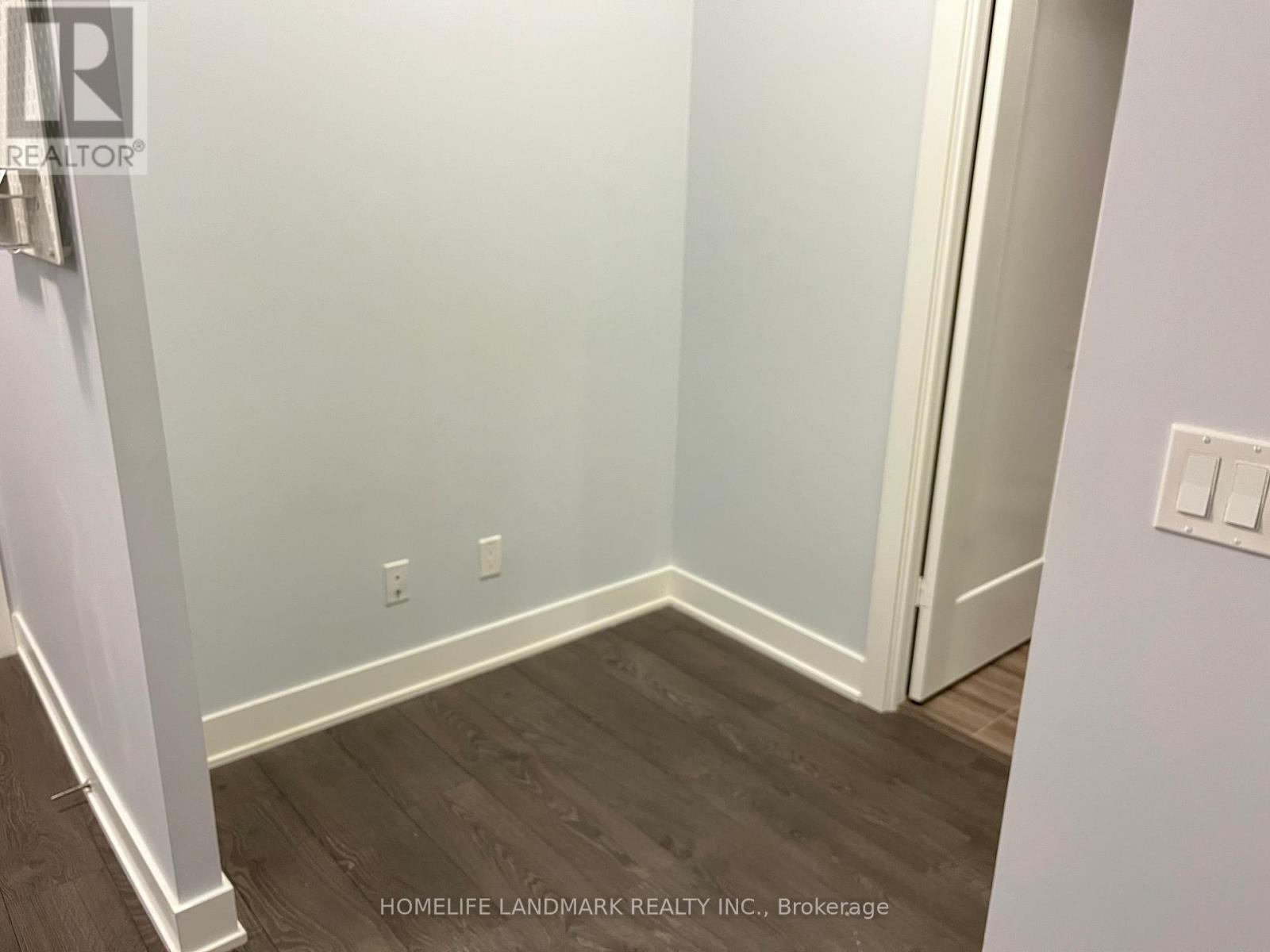 1101 - 38 Cameron Street, Toronto, Ontario  M5T 0C3 - Photo 4 - C12870944