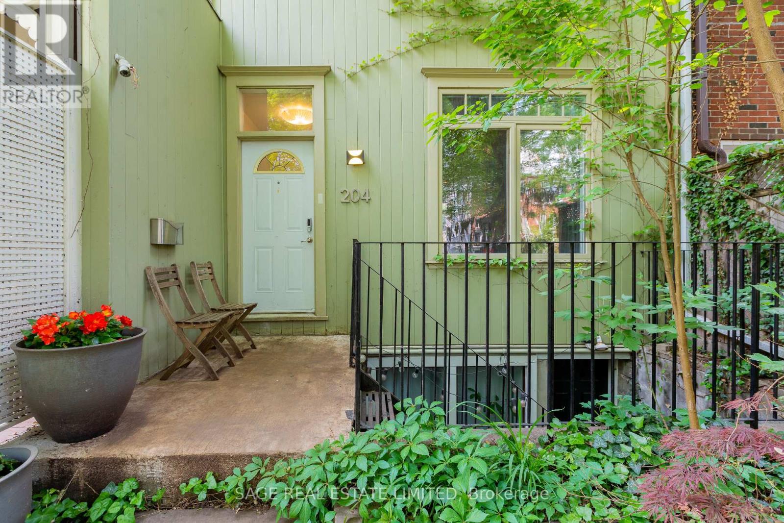 LOWER - 204 BERKELEY STREET, Toronto, Ontario