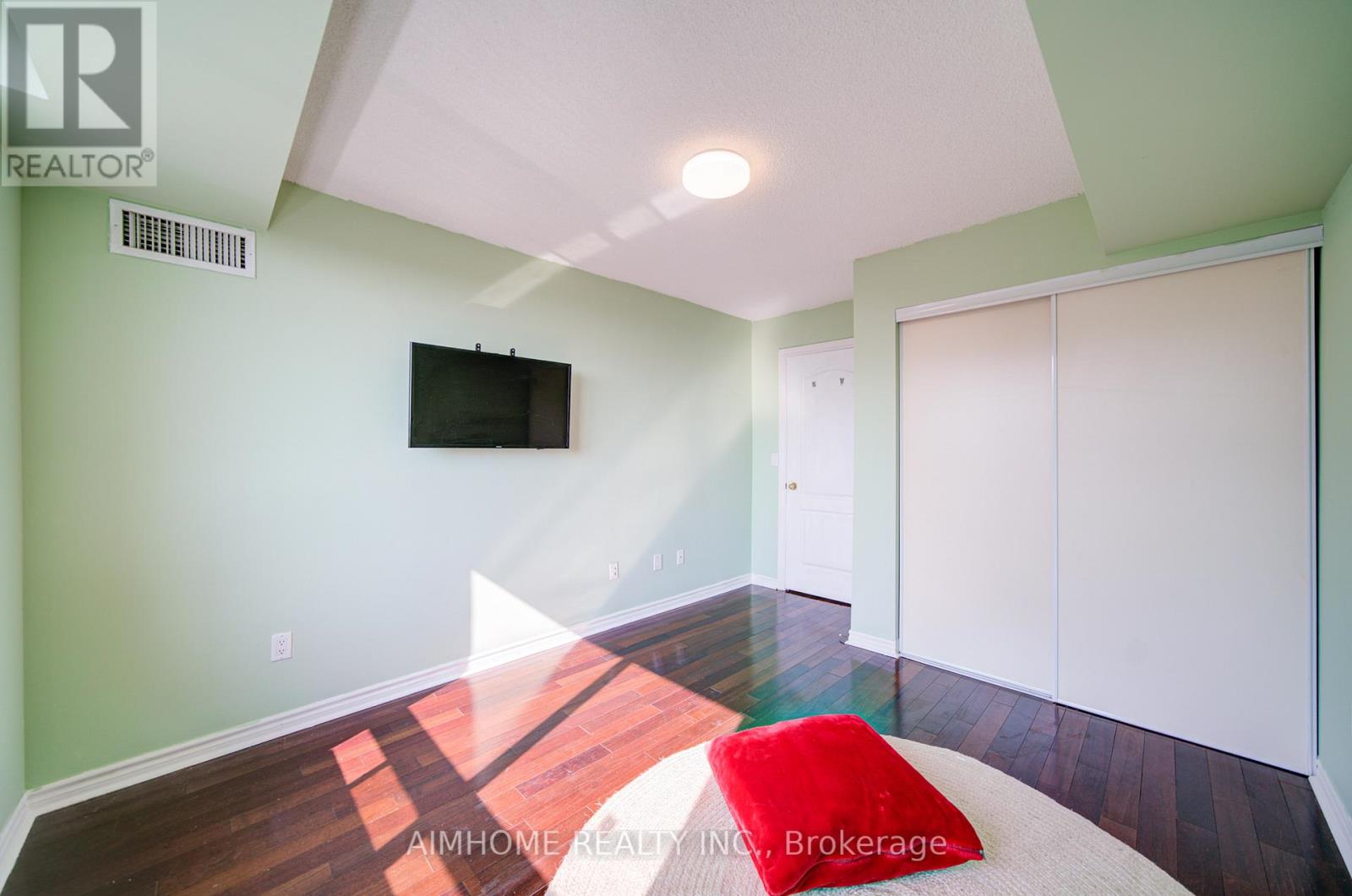 1705 - 18 Sommerset Way, Toronto, Ontario  M2N 6X5 - Photo 22 - C12871068