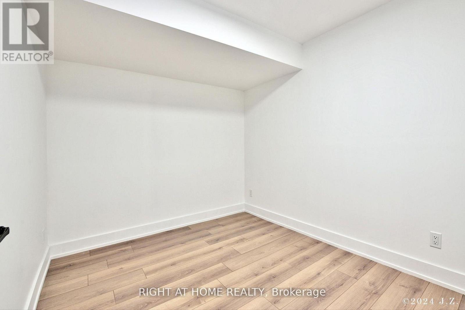 50 Lanark Avenue, Toronto, Ontario  M6C 2B4 - Photo 25 - C12871122