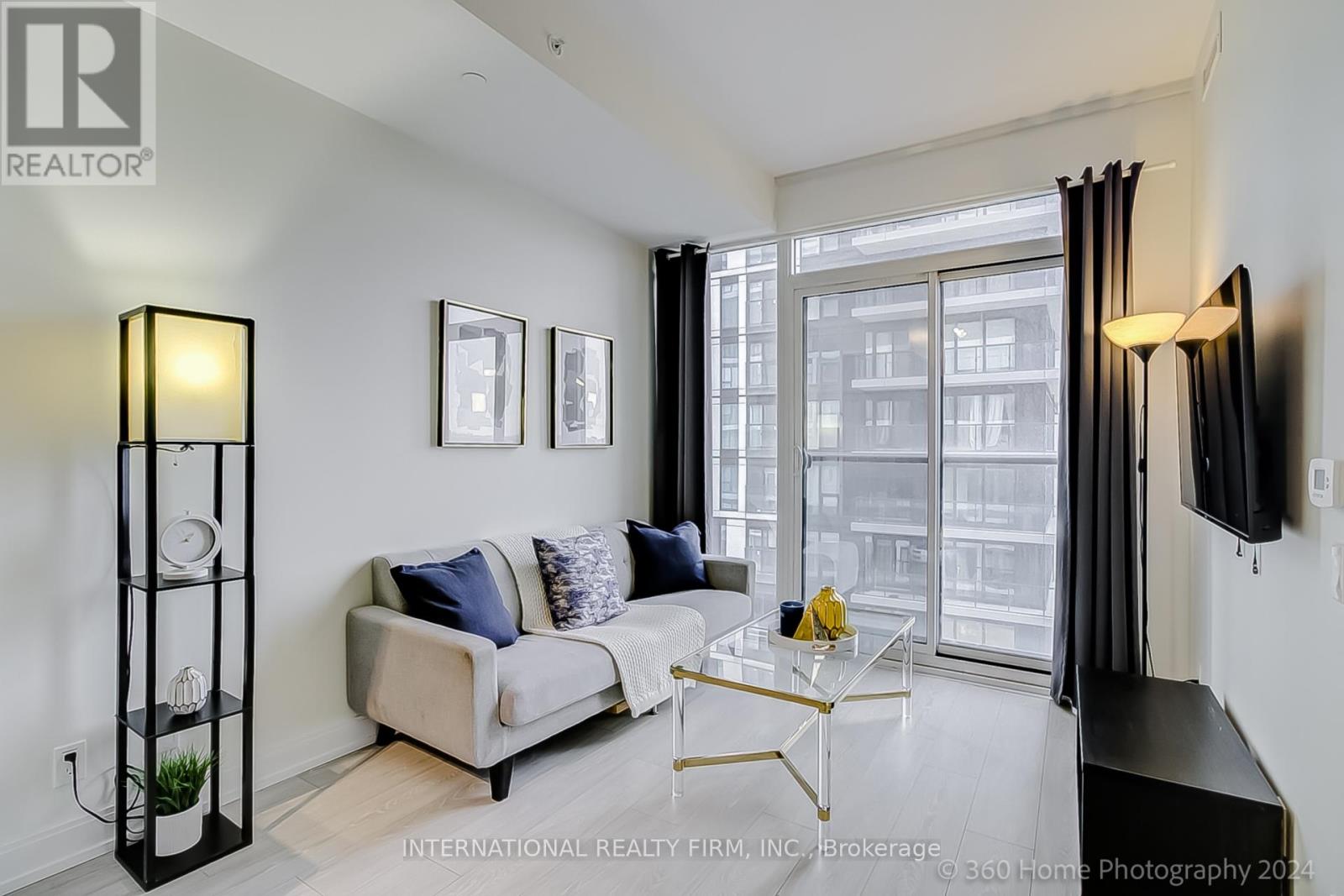 2502 - 181 Dundas Street E, Toronto, Ontario  M5A 0N5 - Photo 2 - C12871194