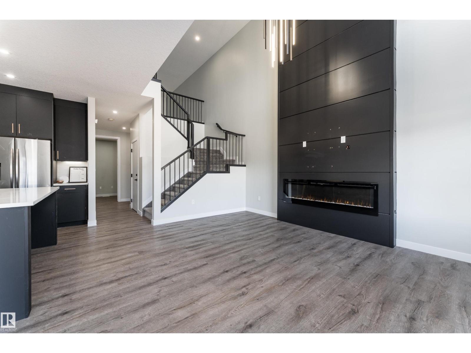 5211 Kimball Cr Sw, Edmonton, Alberta  T6W 4Z2 - Photo 2 - E4476853