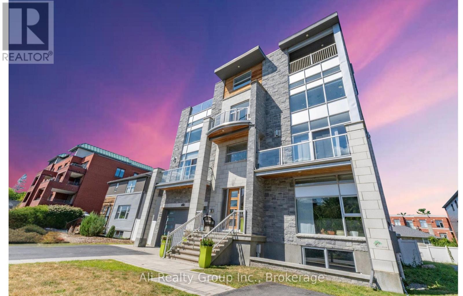 69 DONALD STREET, ottawa, Ontario