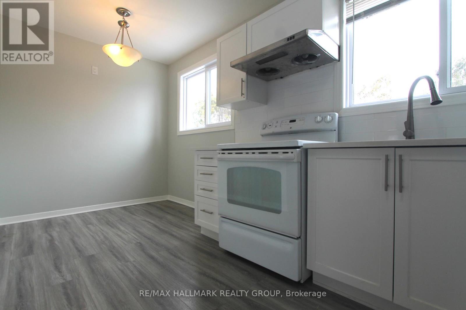 1427 Bellamy Street, Ottawa, Ontario  K2C 1S4 - Photo 10 - X12871000