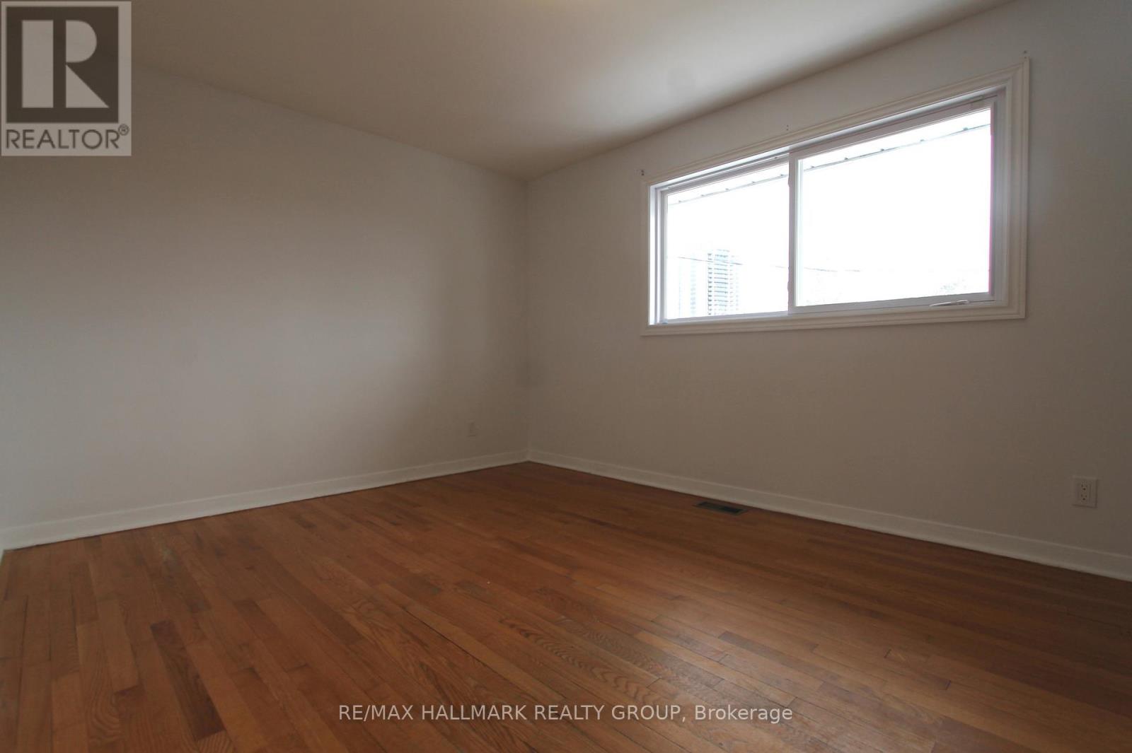 1427 Bellamy Street, Ottawa, Ontario  K2C 1S4 - Photo 12 - X12871000