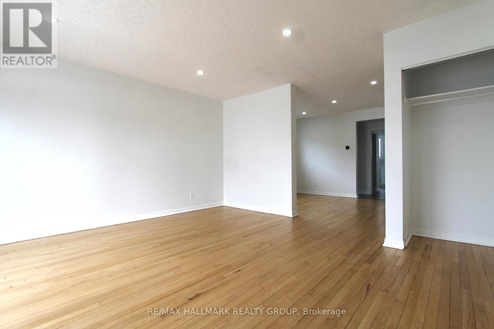 1427 Bellamy Street, Ottawa, Ontario  K2C 1S4 - Photo 4 - X12871000