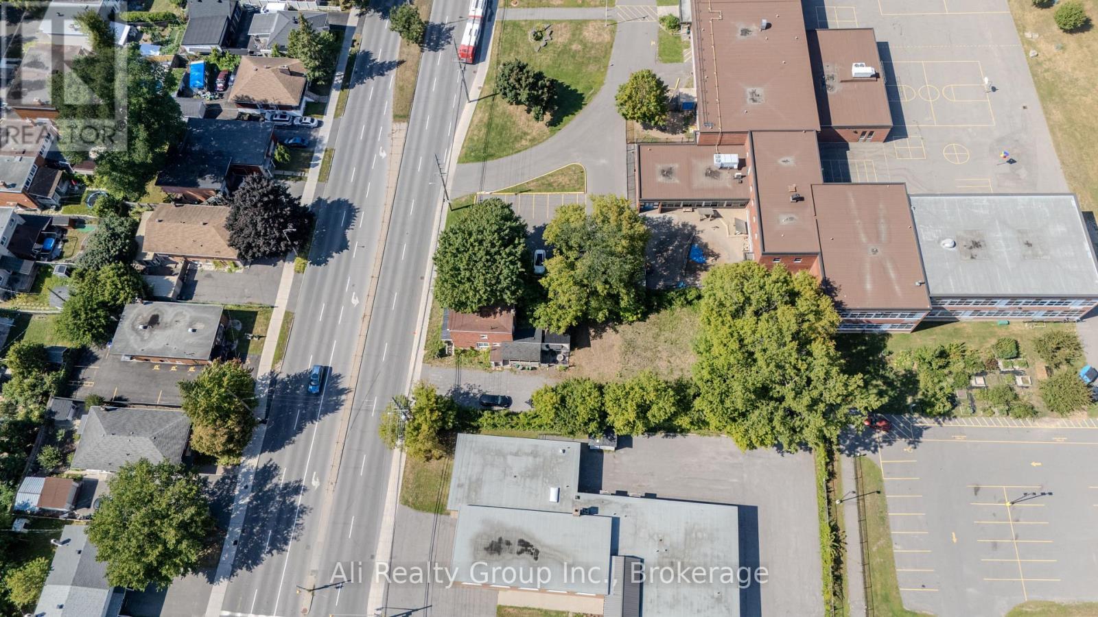 713 St Laurent Boulevard, Ottawa, Ontario  K1K 3A6 - Photo 6 - X12871152