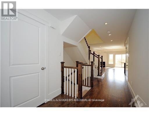 144 Montauk, Ottawa, Ontario  K2C 2B4 - Photo 8 - X12871196