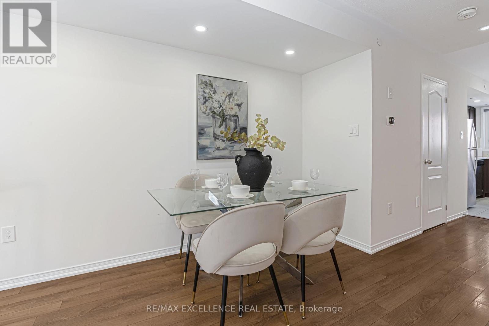 34 Pony Path, Oshawa, Ontario  L1L 0L1 - Photo 10 - E12870866