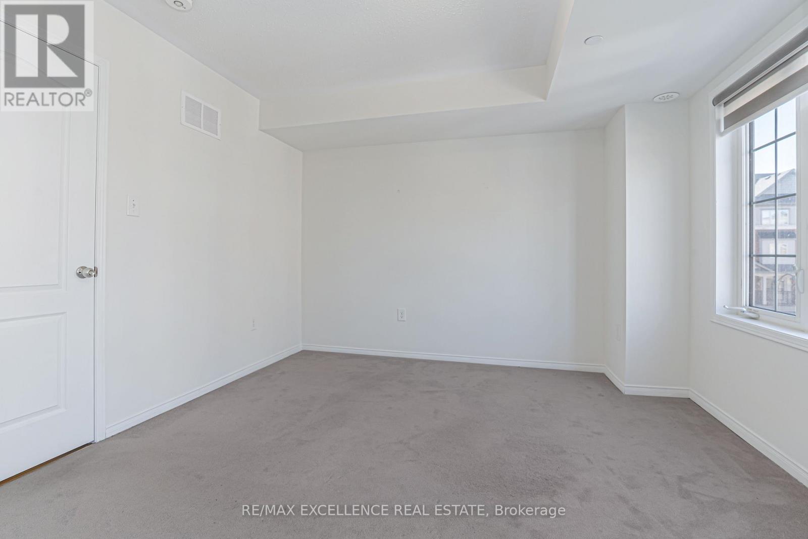 34 Pony Path, Oshawa, Ontario  L1L 0L1 - Photo 18 - E12870866