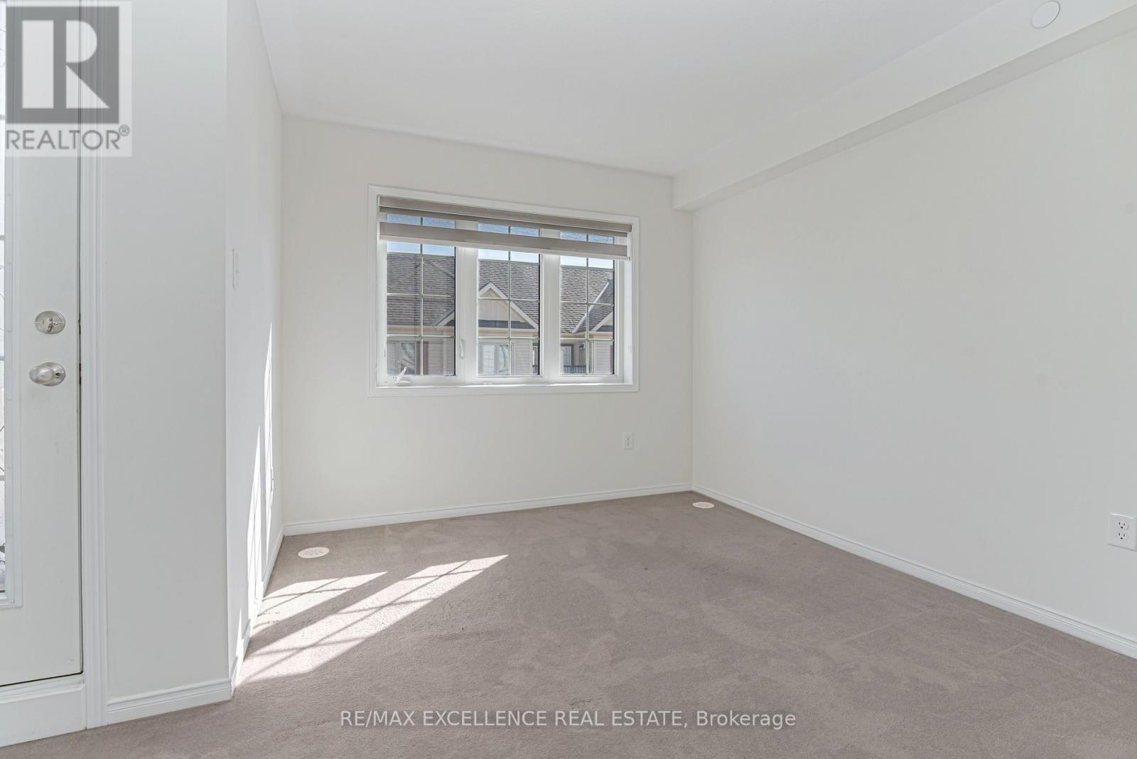 34 Pony Path, Oshawa, Ontario  L1L 0L1 - Photo 19 - E12870866