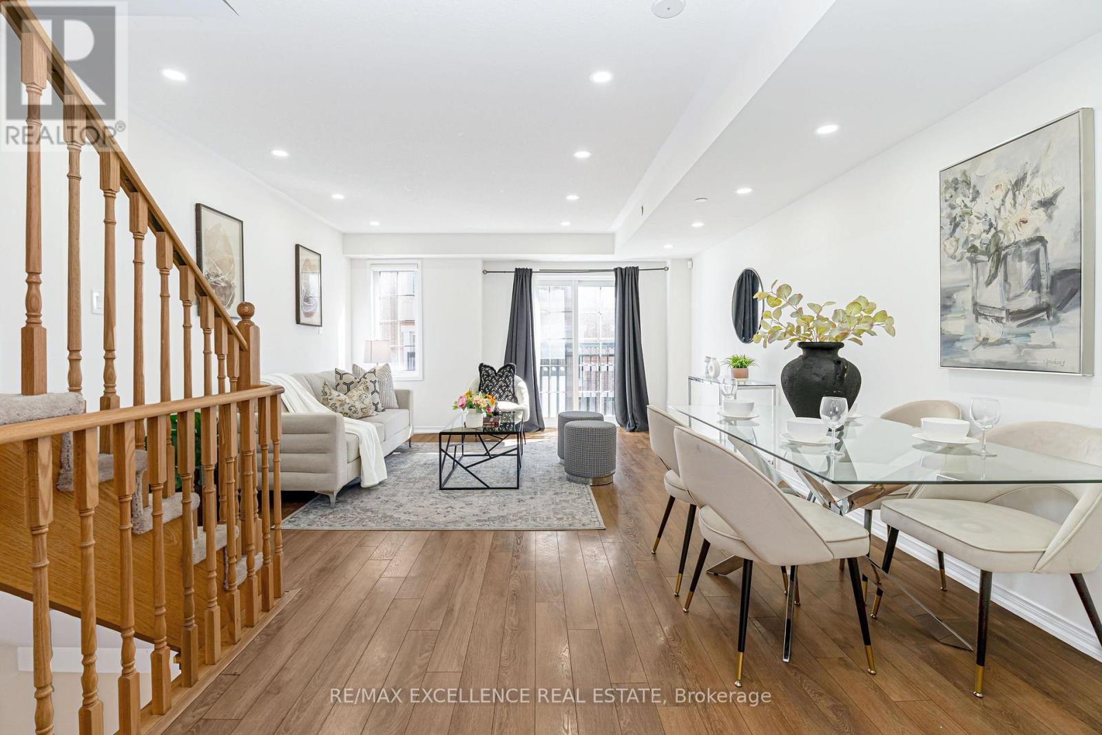 34 Pony Path, Oshawa, Ontario  L1L 0L1 - Photo 5 - E12870866