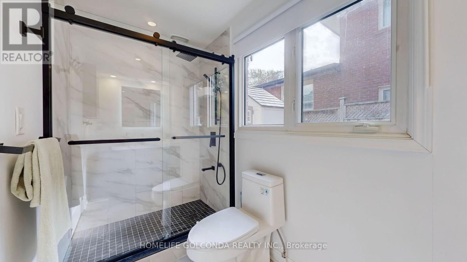 54 Senator Reesor's Drive, Markham (Sherwood-Amberglen), Ontario  L3P 3E2 - Photo 31 - N12870986