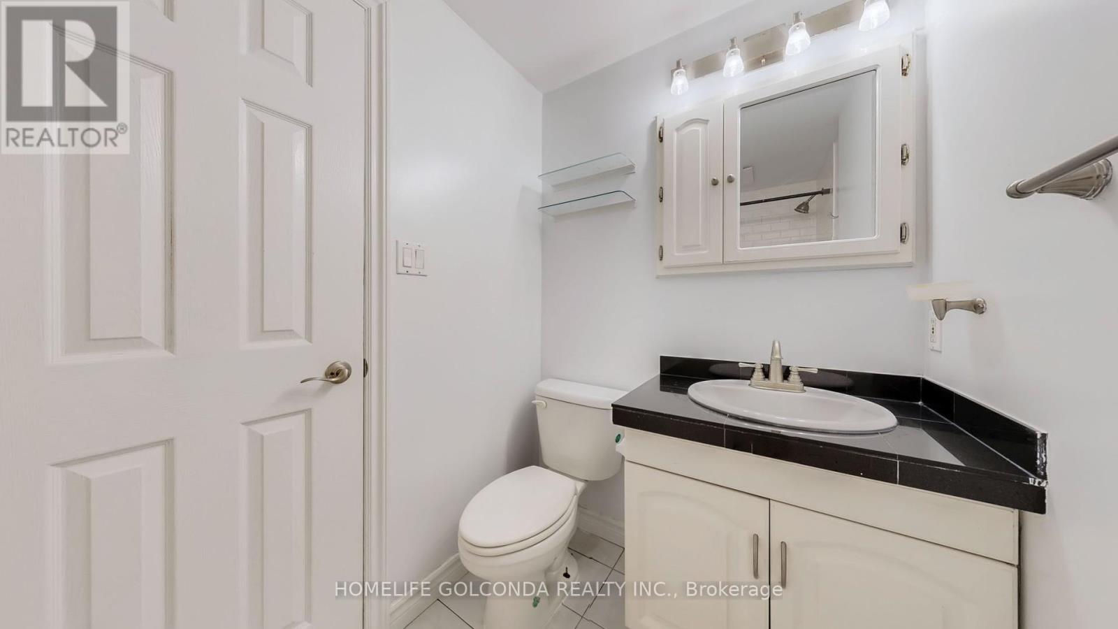 54 Senator Reesor's Drive, Markham (Sherwood-Amberglen), Ontario  L3P 3E2 - Photo 43 - N12870986