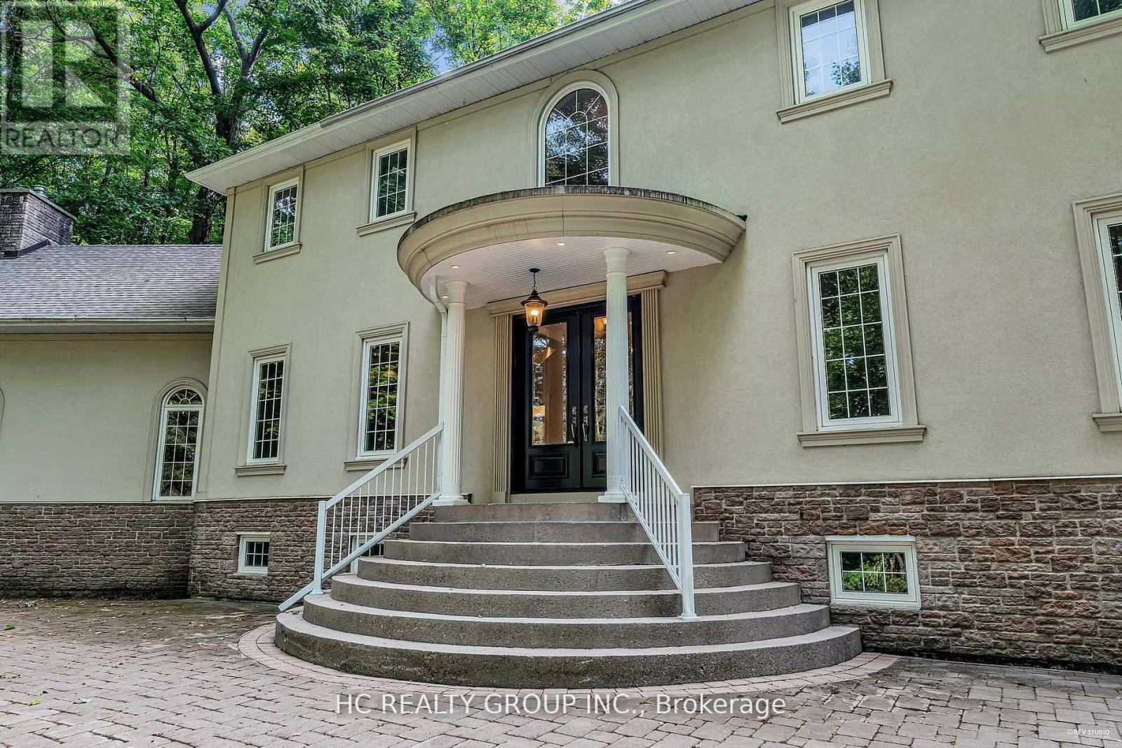 59 Elderberry Trail, Aurora (Aurora Estates), Ontario  L4G 6X1 - Photo 5 - N12871002