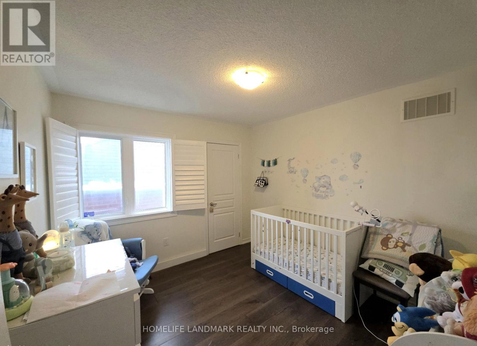 41 Mansard Drive W, Richmond Hill (Jefferson), Ontario  L4E 0L7 - Photo 22 - N12871020