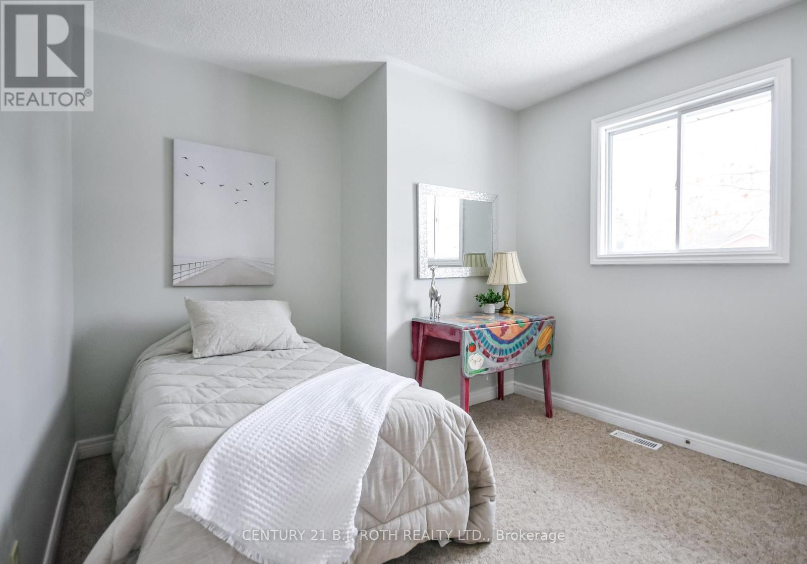 3861 East Street E, Innisfil, Ontario  L9S 2L9 - Photo 14 - N12871044