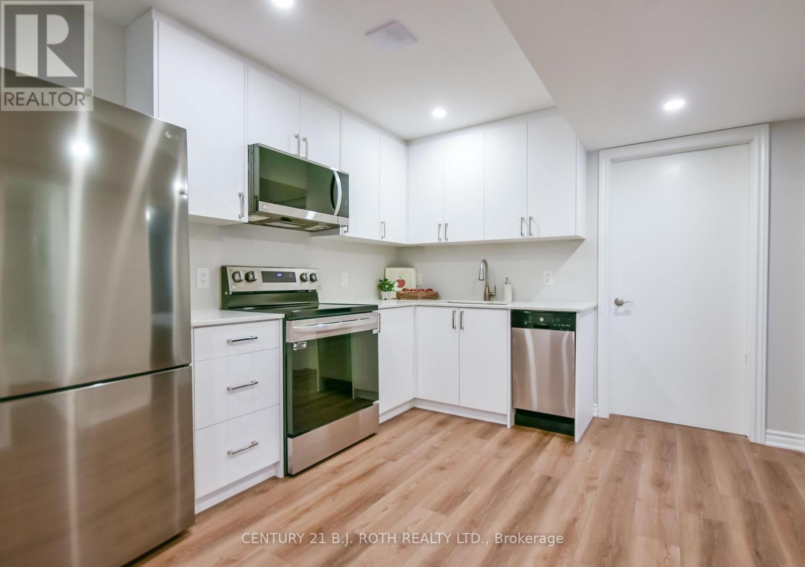 3861 East Street E, Innisfil, Ontario  L9S 2L9 - Photo 17 - N12871044