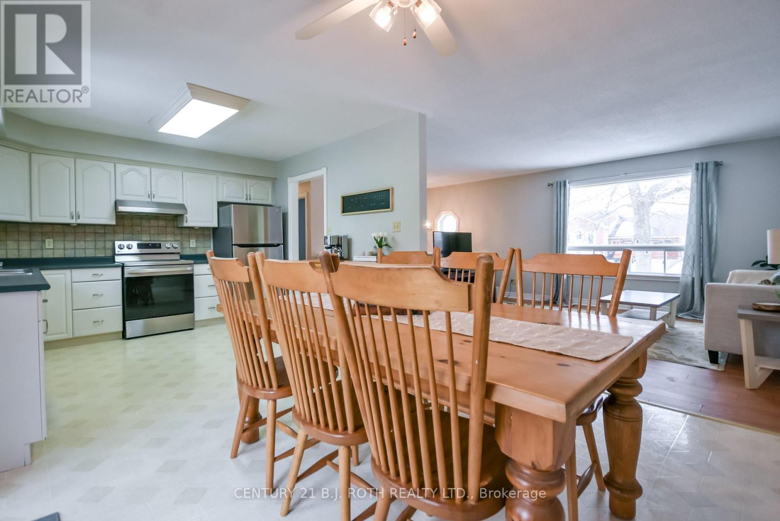 3861 East Street E, Innisfil, Ontario  L9S 2L9 - Photo 9 - N12871044