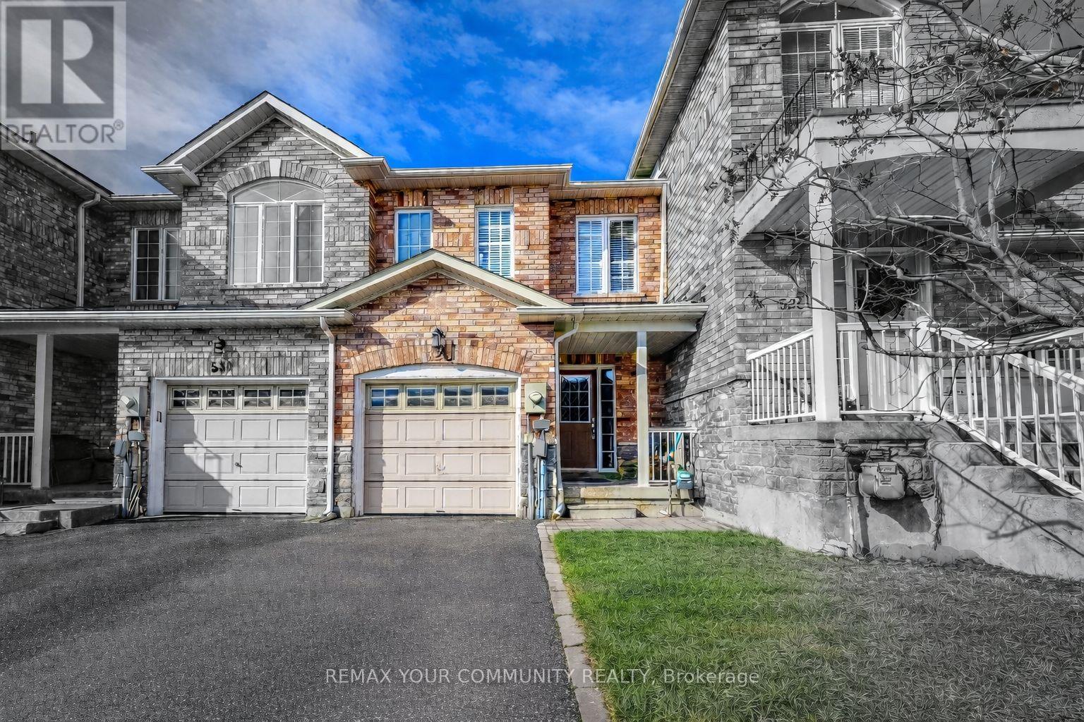 528 AINSWORTH DRIVE, Newmarket, Ontario