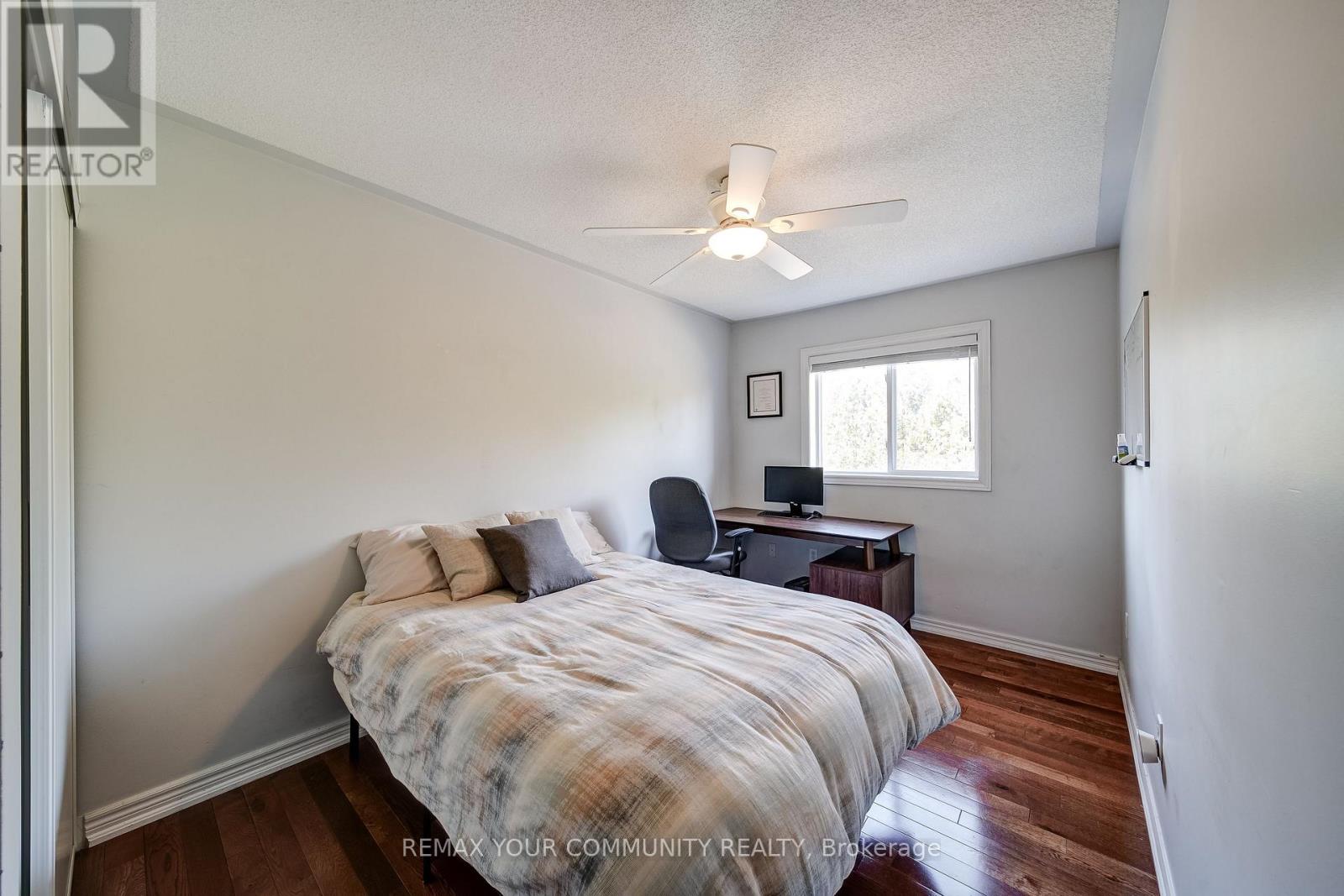 528 Ainsworth Drive, Newmarket (Gorham-College Manor), Ontario  L3Y 8W9 - Photo 12 - N12871064