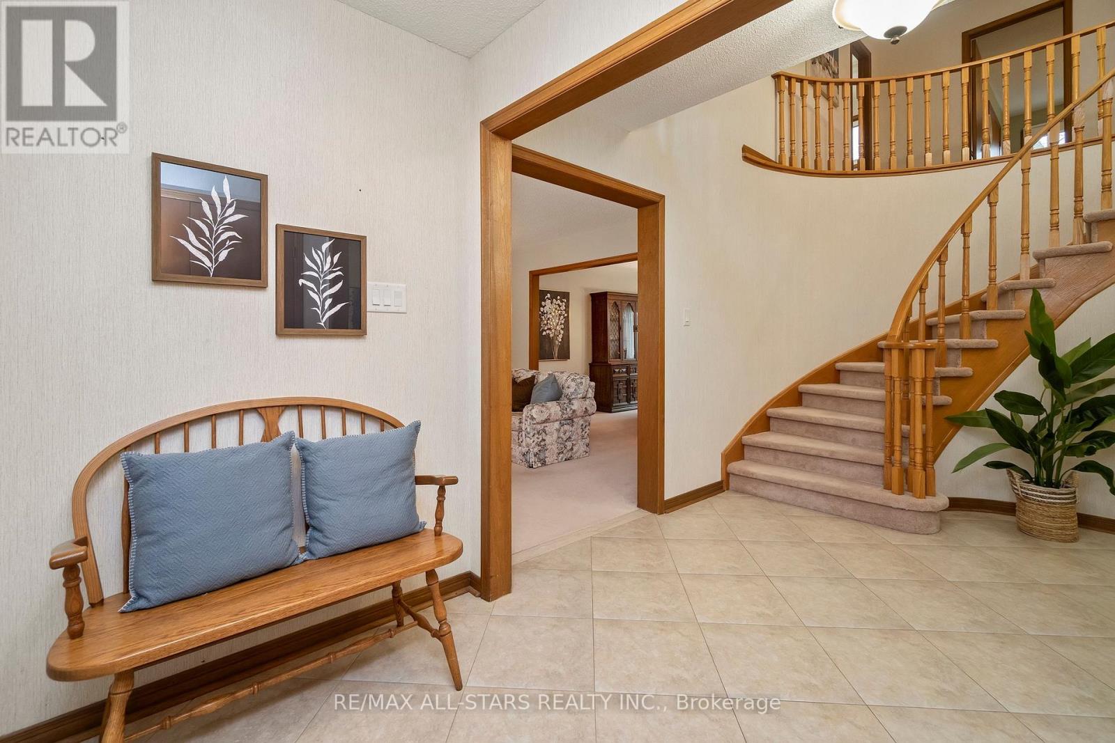 33 Carpenter Court, Markham, Ontario  L3P 6W3 - Photo 19 - N12871140