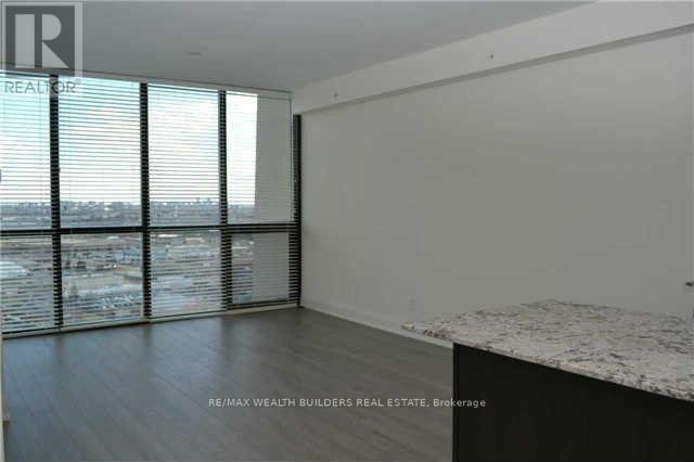 1710 - 2900 Highway 7, Vaughan (Concord), Ontario  L4K 0G3 - Photo 12 - N12871170