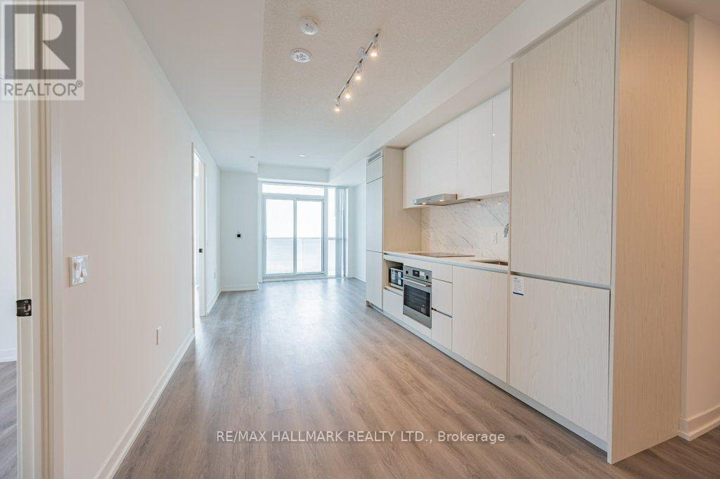 2710 - 28 Interchange Way, Vaughan (Vaughan Corporate Centre), Ontario  L4K 0P8 - Photo 5 - N12871178