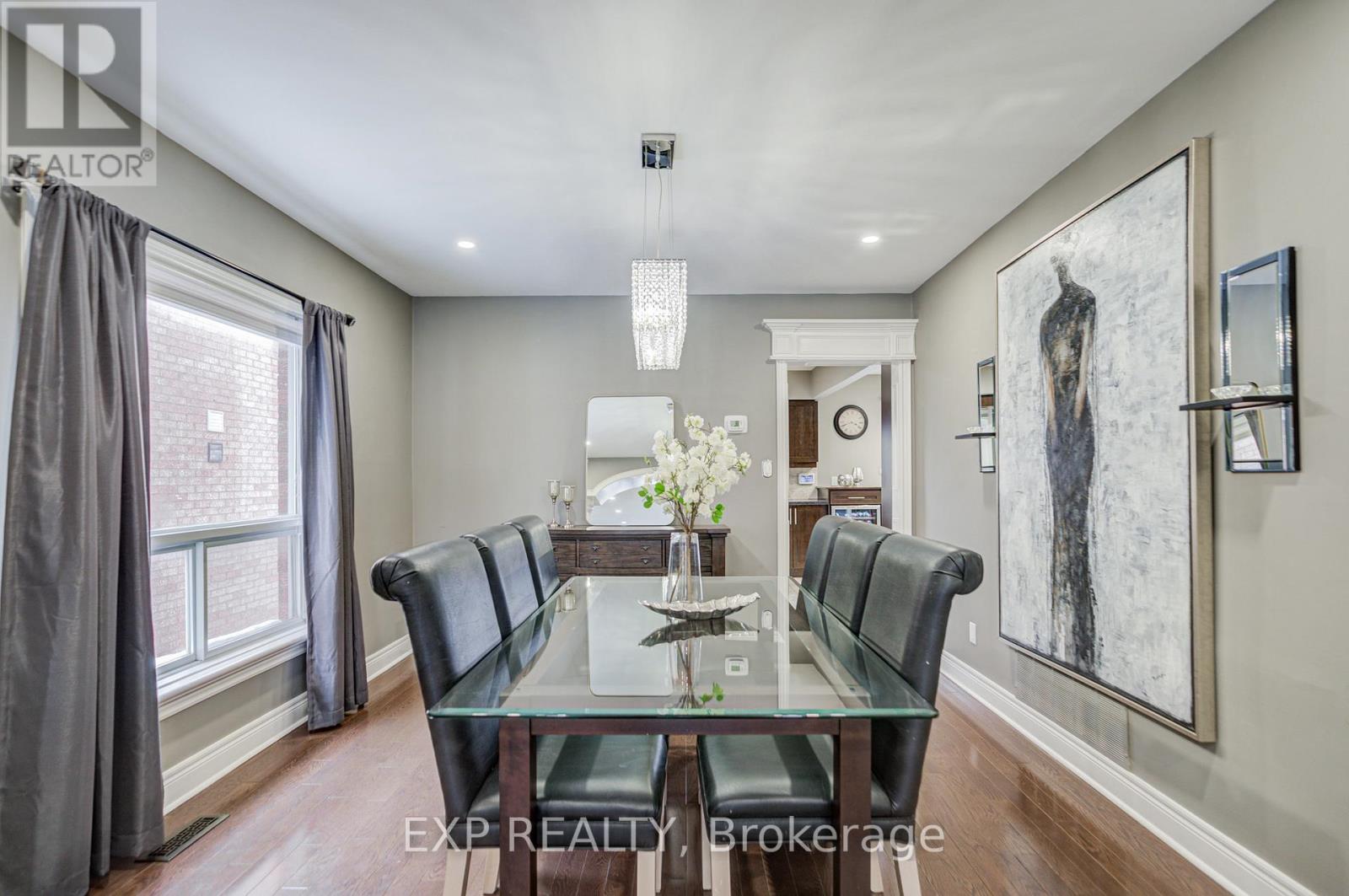 372 Greenock Drive, Vaughan (Maple), Ontario  L6A 1M5 - Photo 9 - N12871212