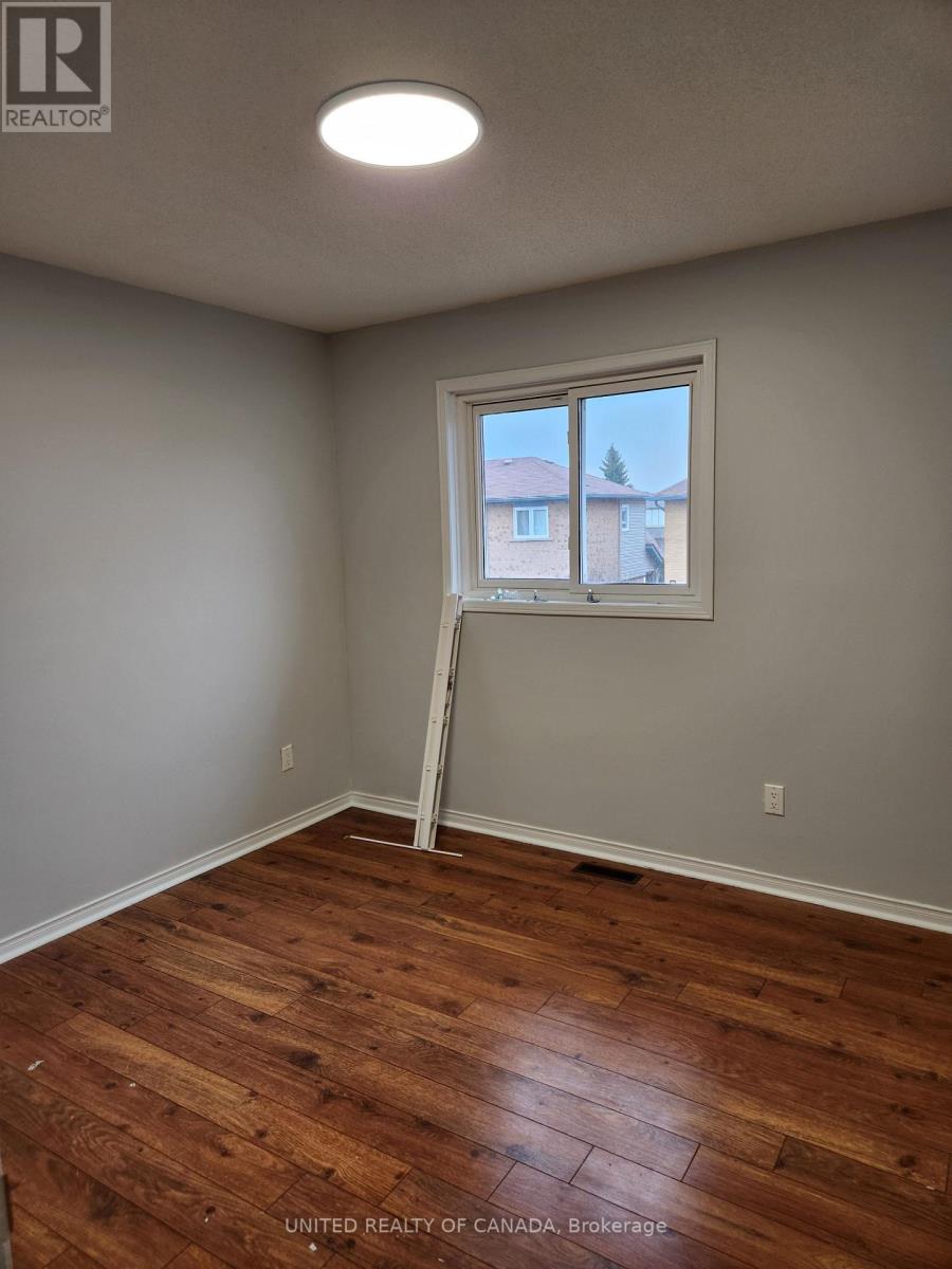 110 Dunoon Drive, Vaughan, Ontario  L6A 1Z2 - Photo 12 - N12871236