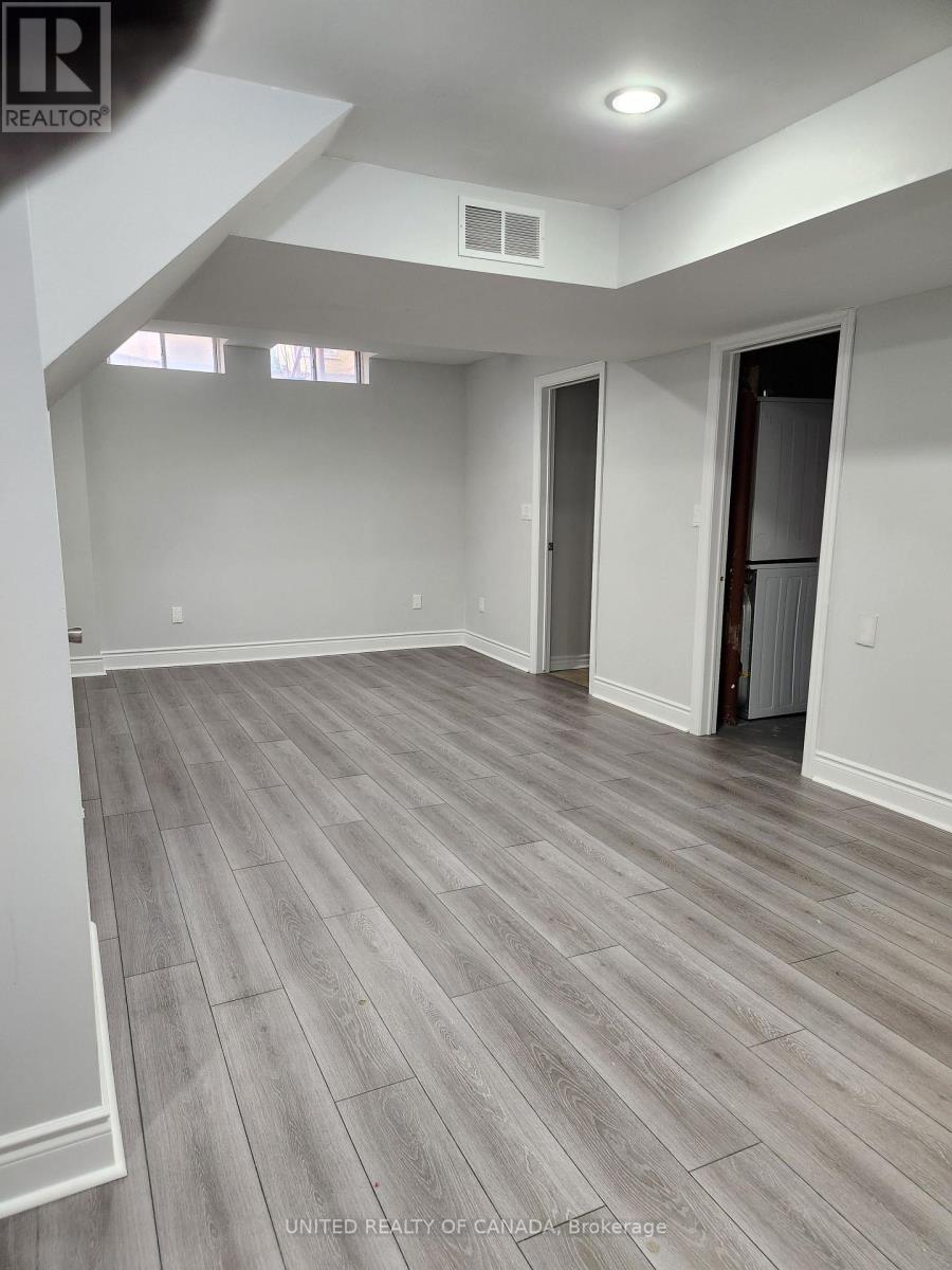 110 Dunoon Drive, Vaughan, Ontario  L6A 1Z2 - Photo 18 - N12871236