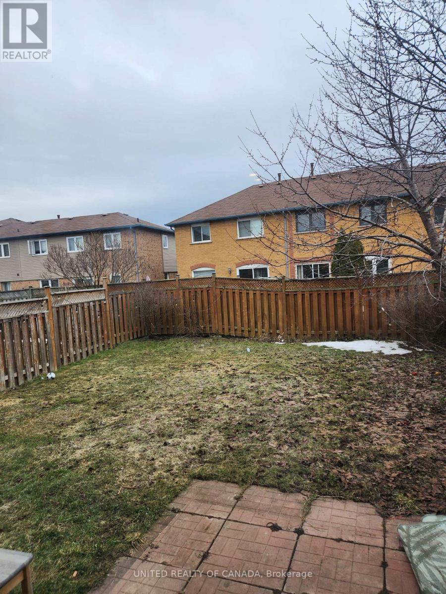 110 Dunoon Drive, Vaughan, Ontario  L6A 1Z2 - Photo 9 - N12871236