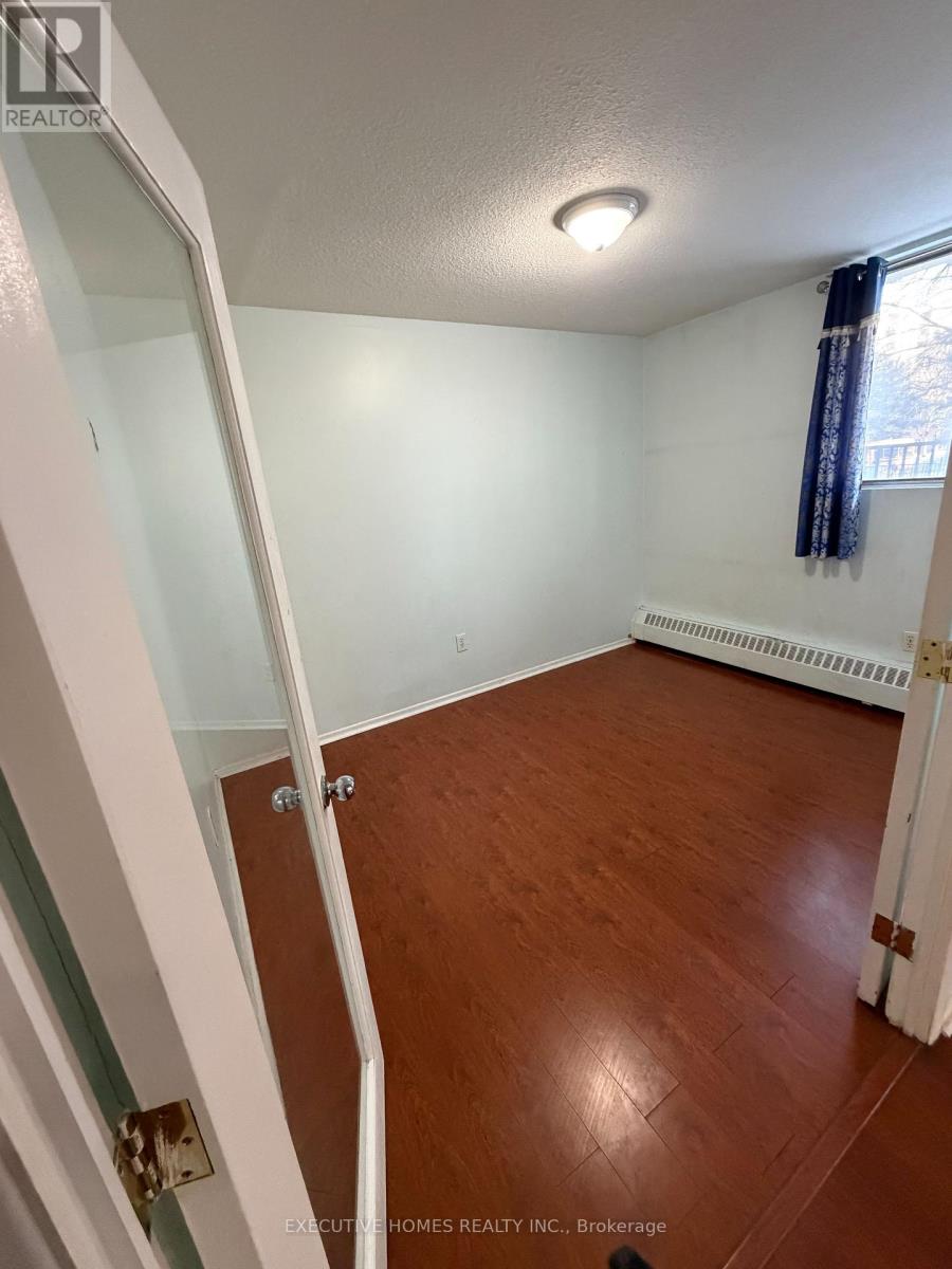 110 - 100 Dundalk Drive, Toronto, Ontario  M1P 4V2 - Photo 8 - E12803338