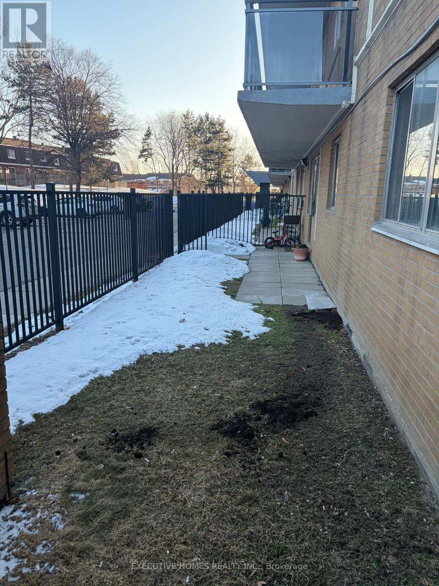 110 - 100 Dundalk Drive, Toronto, Ontario  M1P 4V2 - Photo 21 - E12803338