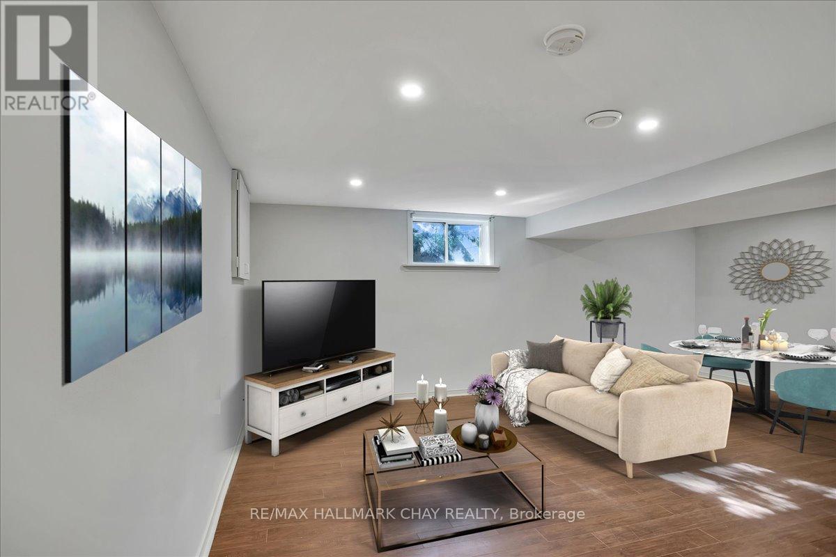 B - 42 Daphne Crescent, Barrie (Cundles East), Ontario  L4M 2Y8 - Photo 10 - S12871162